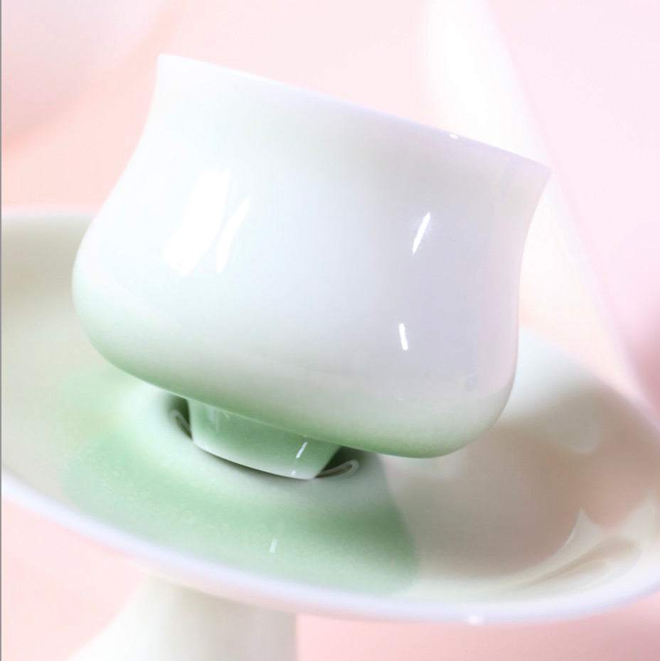 Narcissus Tea Cup — Spring Verdant